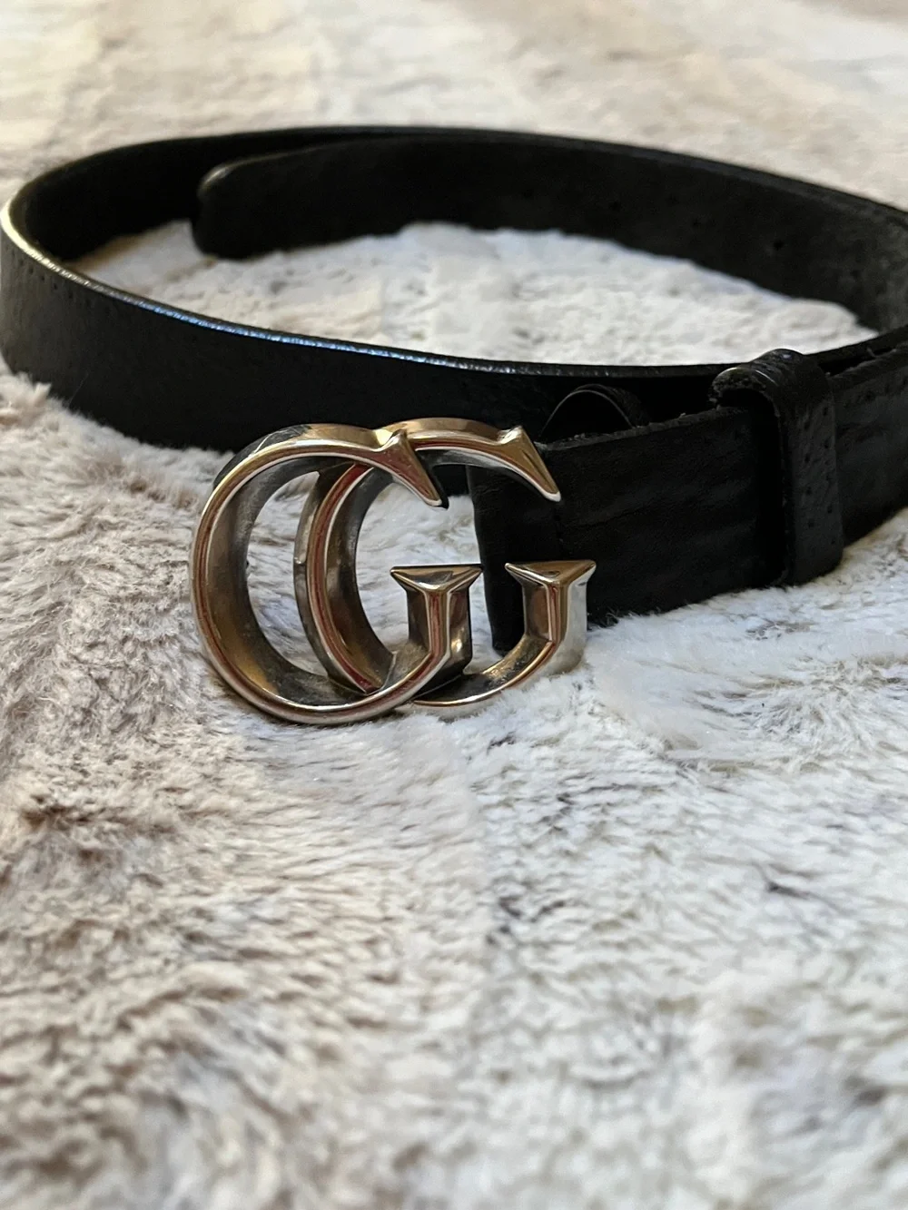 Gucci Black Leather Belt with Silver Double G Buckle